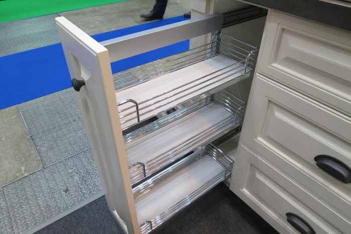 【輸入キッチンアウトレット】フェア展示品を格安で - サンタ ...